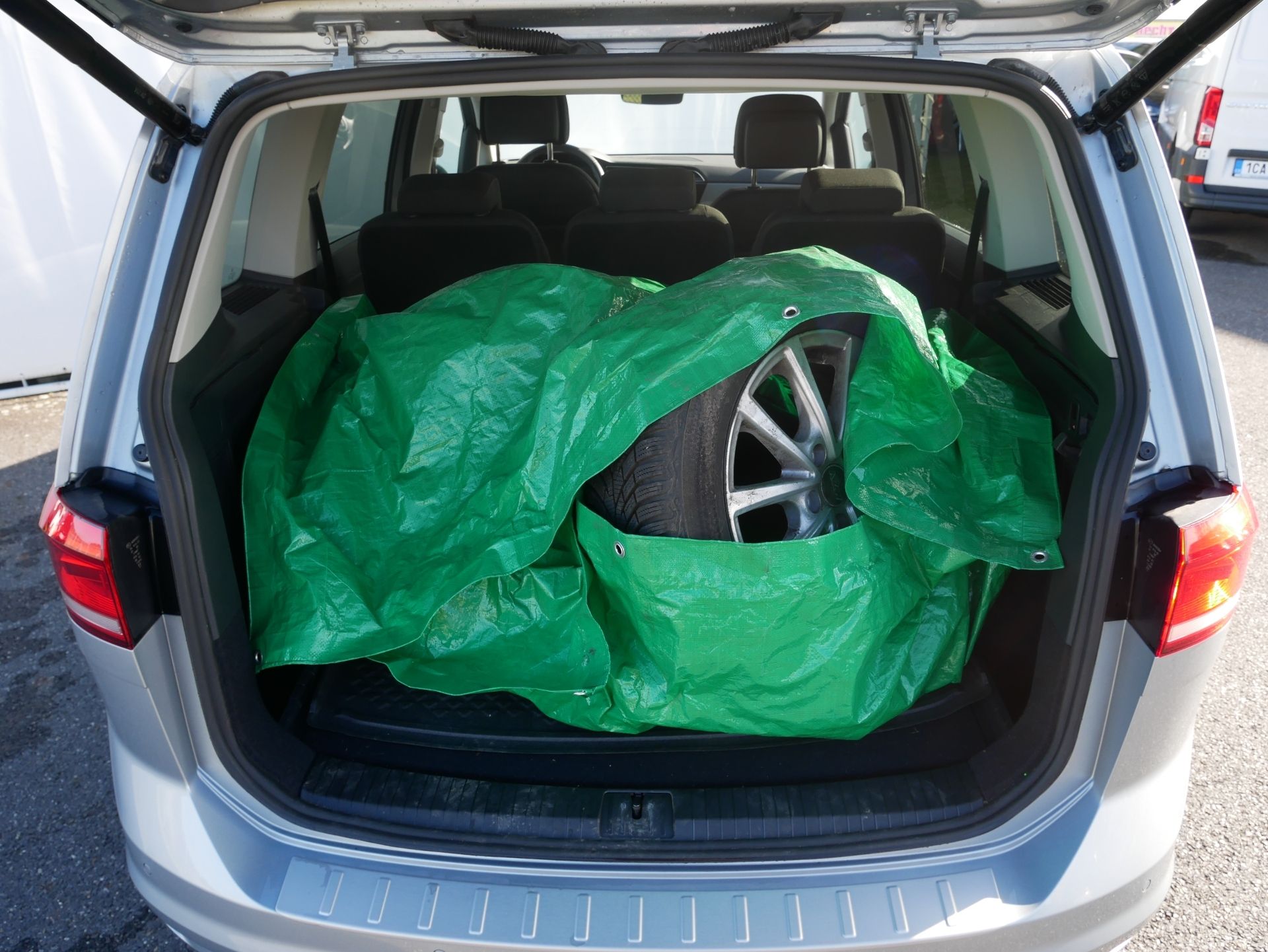 Volkswagen Touran, Touran People 1,5 TSI EVO2 6G - fotka 6