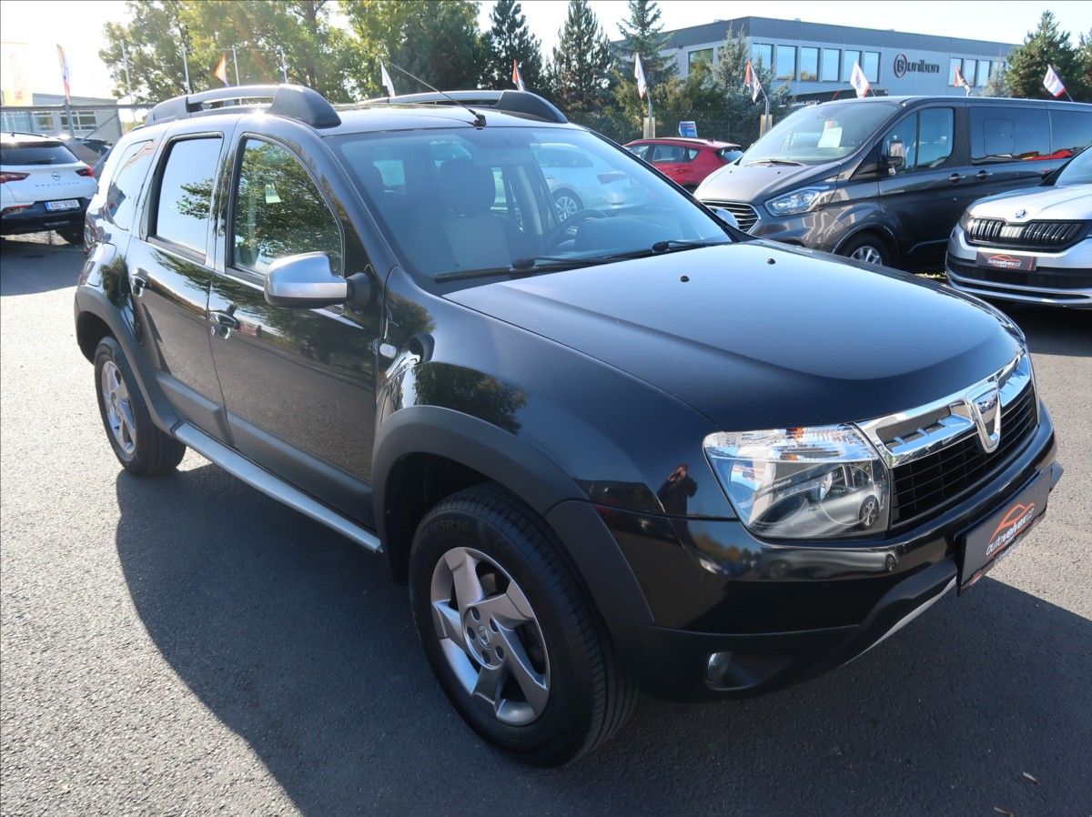 Dacia Duster, 1,6 i,16V,77kW,1majČR,4x4 - fotka 2