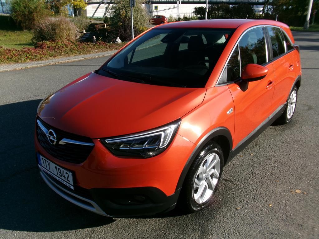Opel Crossland X, 1.2i KOUPENO ČR,SERVISKA