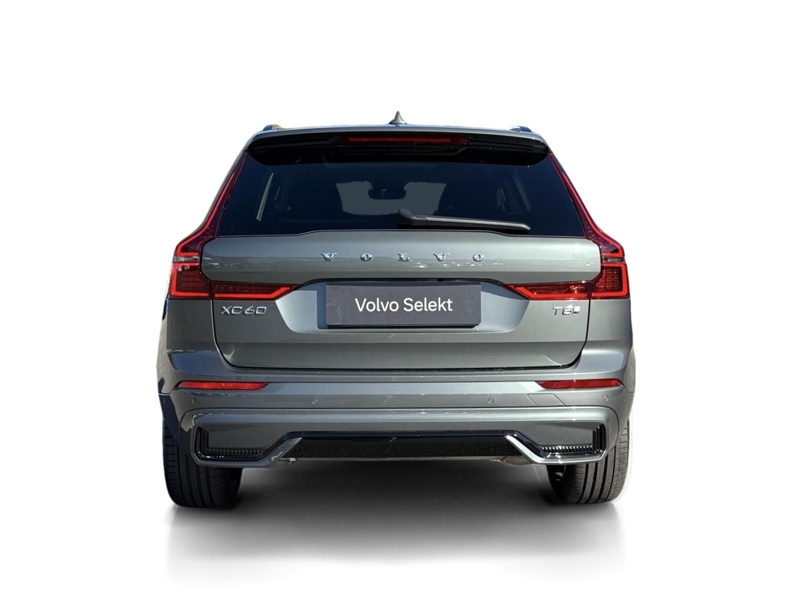 Volvo XC60, T8 AWD ULTRA DARK / B&W VZDUCH - fotka 4