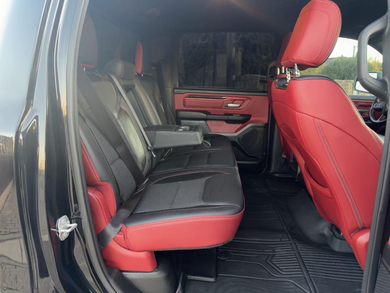 Dodge Ram, 1500 Rebel 3,0 EcoDiesel 2022 - fotka 6