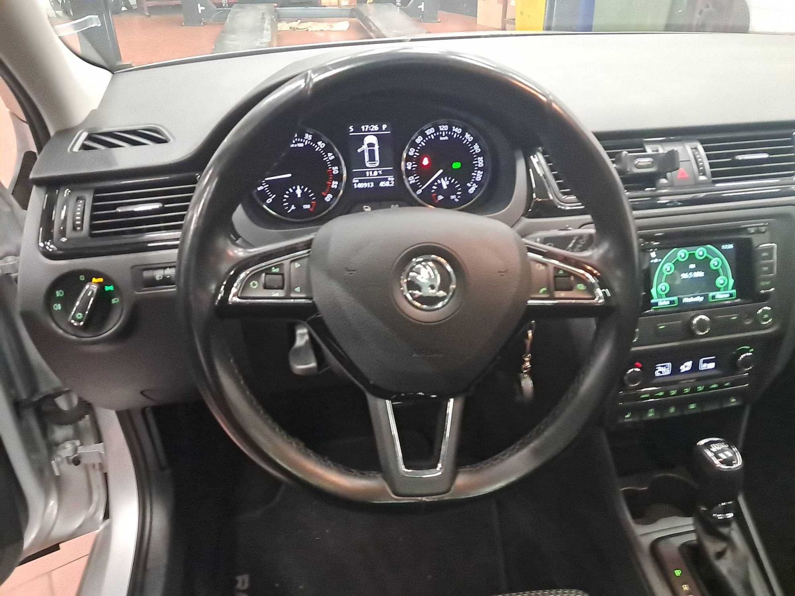 Škoda Rapid, 1.6 TDI, Spaceback, Automat - fotka 3