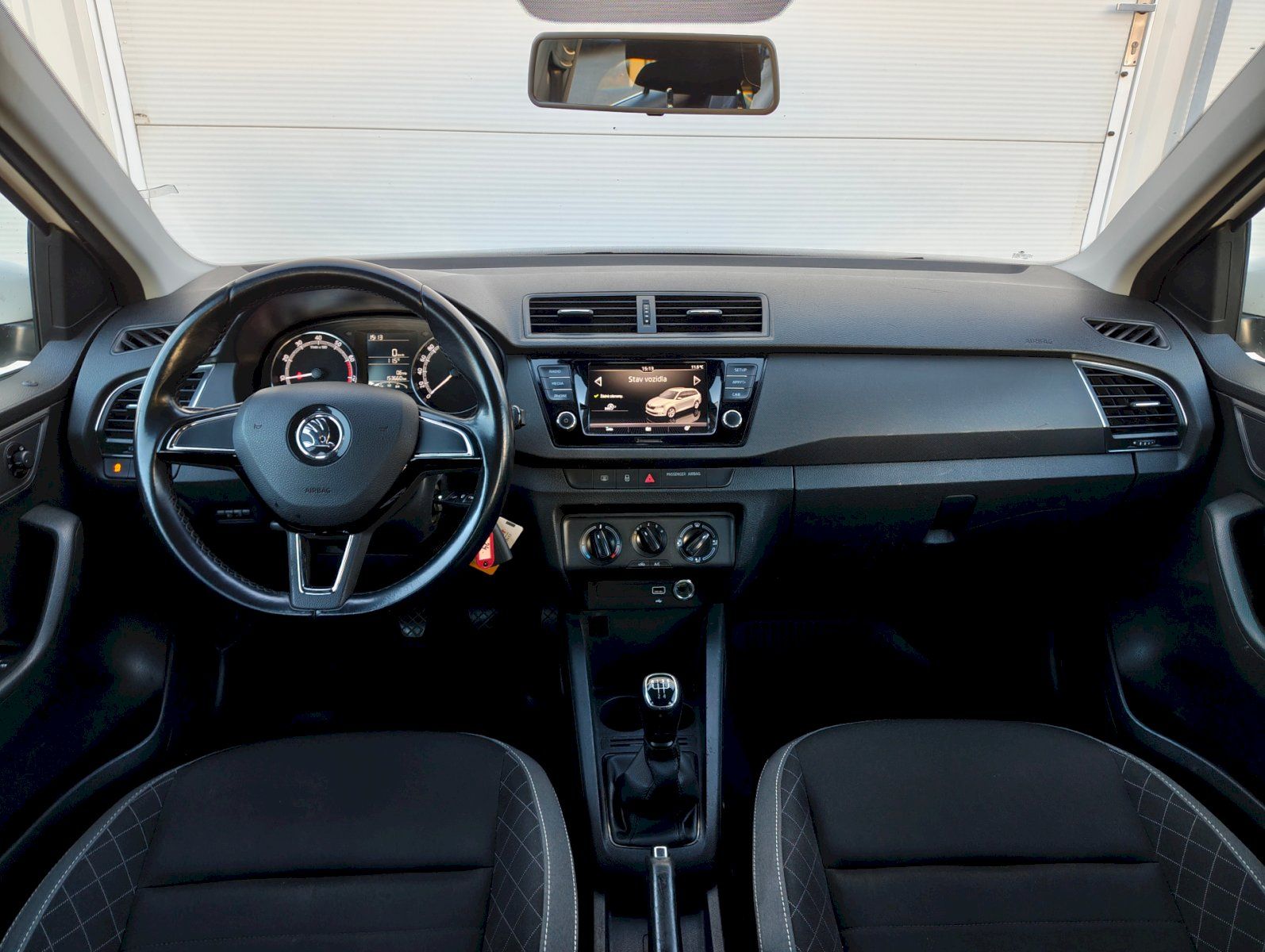 Škoda Fabia, 1.0 TSI 70kW Ambition Combi - fotka 5