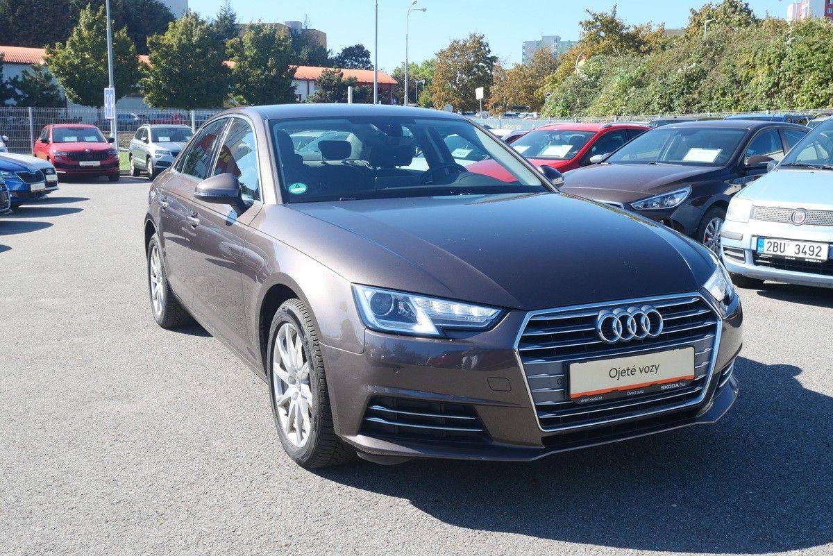 Audi A4, 2.0 TDI 110 kW - fotka 3