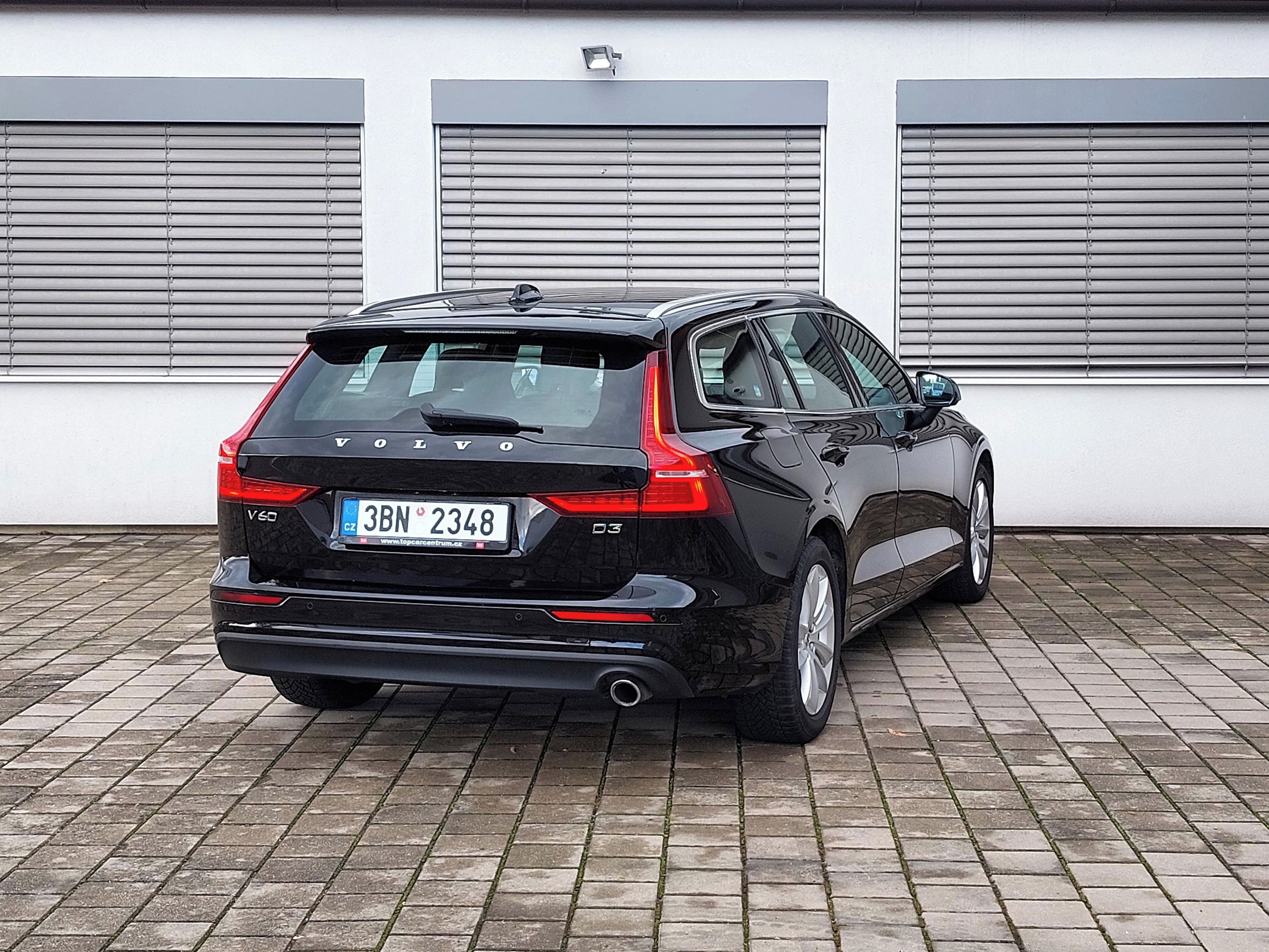 Volvo V60, 2.0D4*110kW*servisován*automat - fotka 5