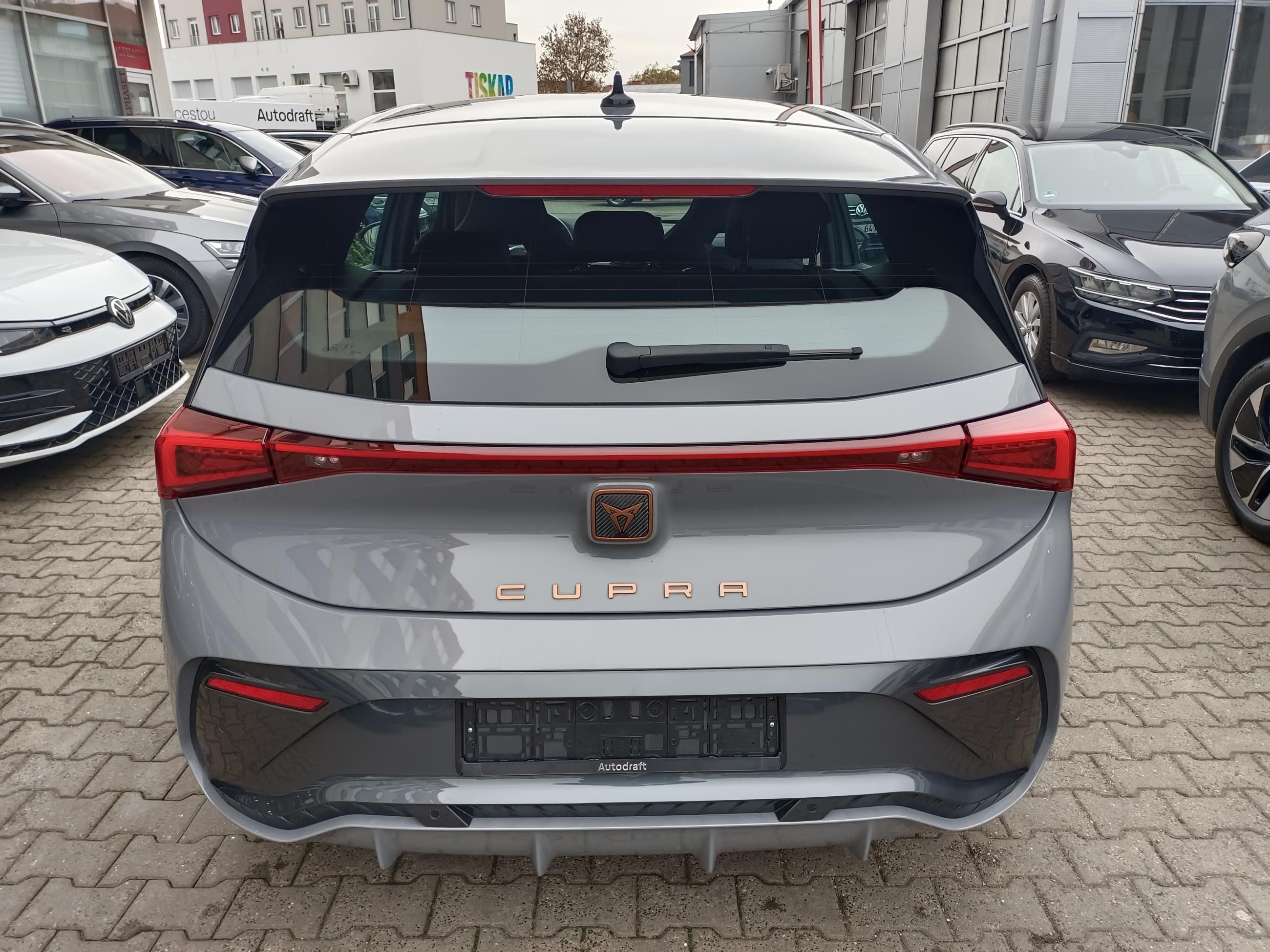 Cupra Born, e-Boost 170kW / Certifikát - fotka 6