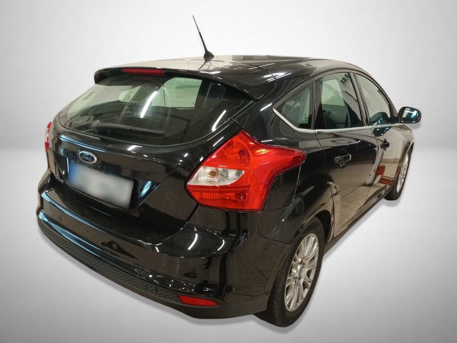 Ford Focus, 1.6 TDCi, po STK, Tažné - fotka 2