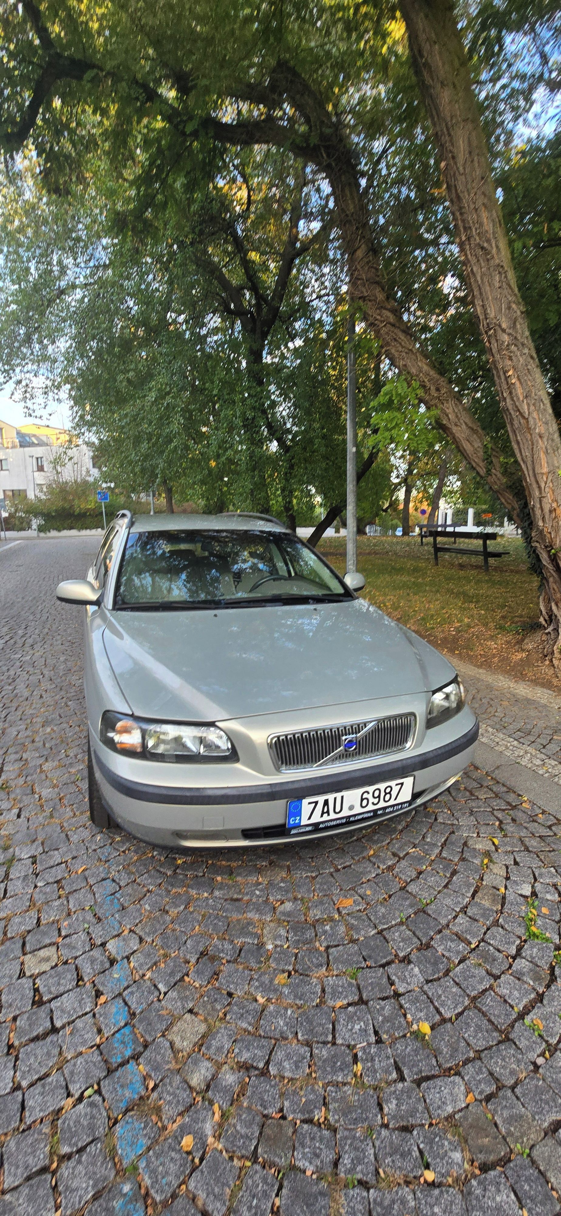 Volvo V70, Volvo V70 2.4 (125 kW) - fotka 2