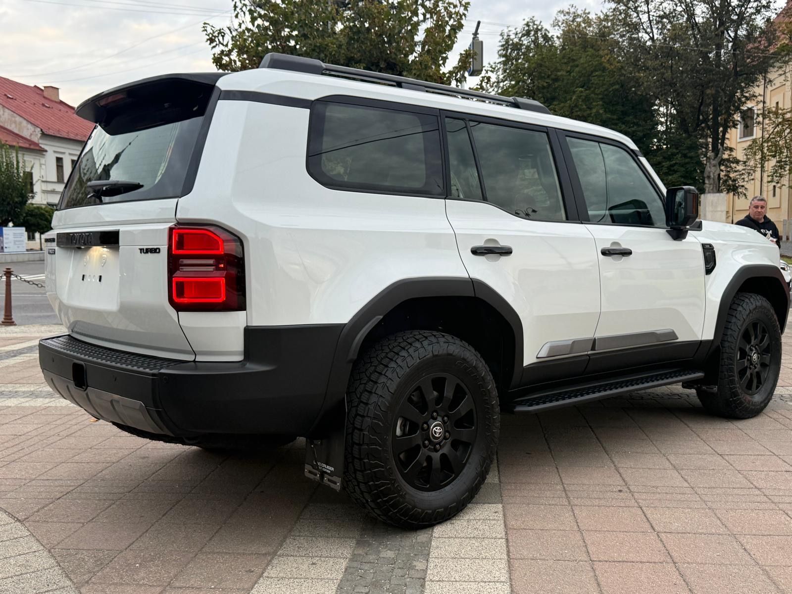 Toyota Land Cruiser, Prado First Edition GLX - fotka 3