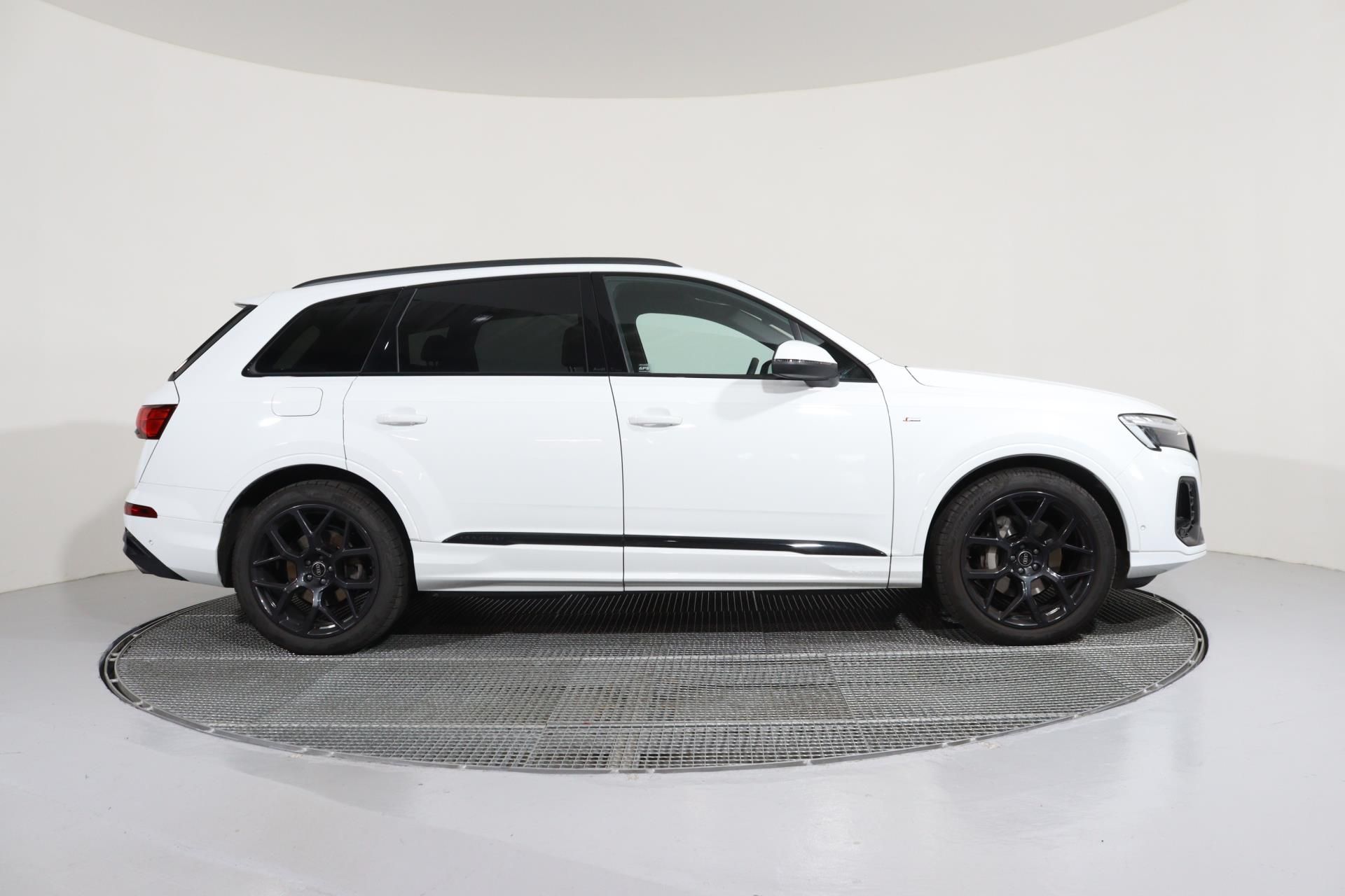Audi Q7, S LINE 3,0 TDI quattro - fotka 3