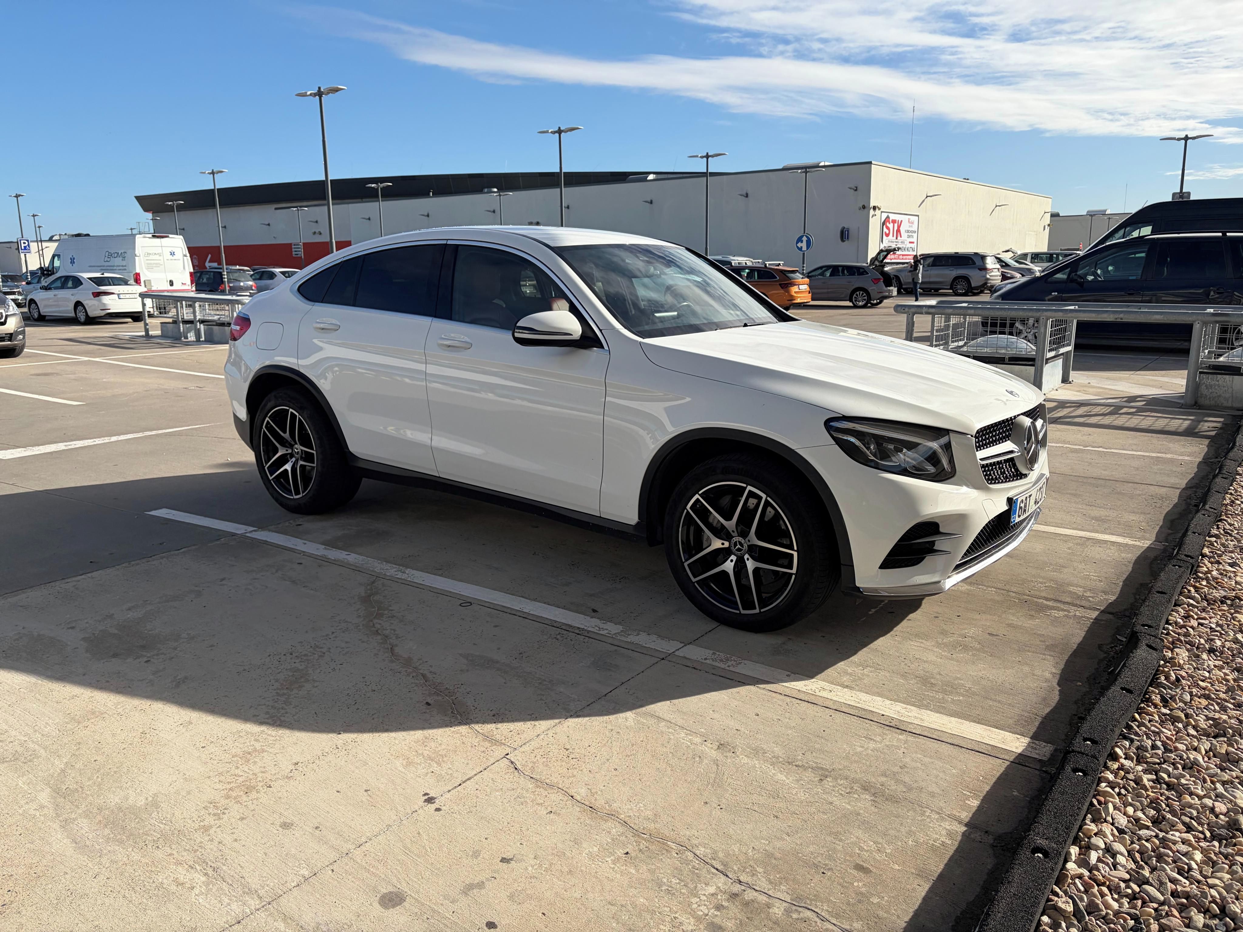 Mercedes-Benz GLC, Coupé 250d 4MATIC - fotka 3