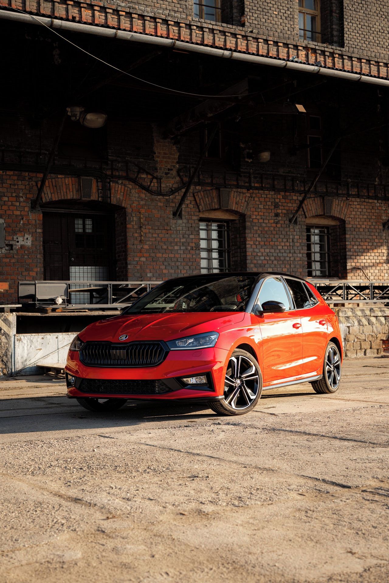 Škoda Fabia, Fabia IV MC- plná výbava - fotka 3
