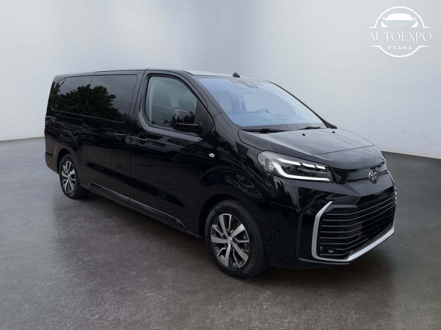 Toyota Proace Verso, 2.0 D-4D L2 Team D*LED*CARPLAY - fotka 3