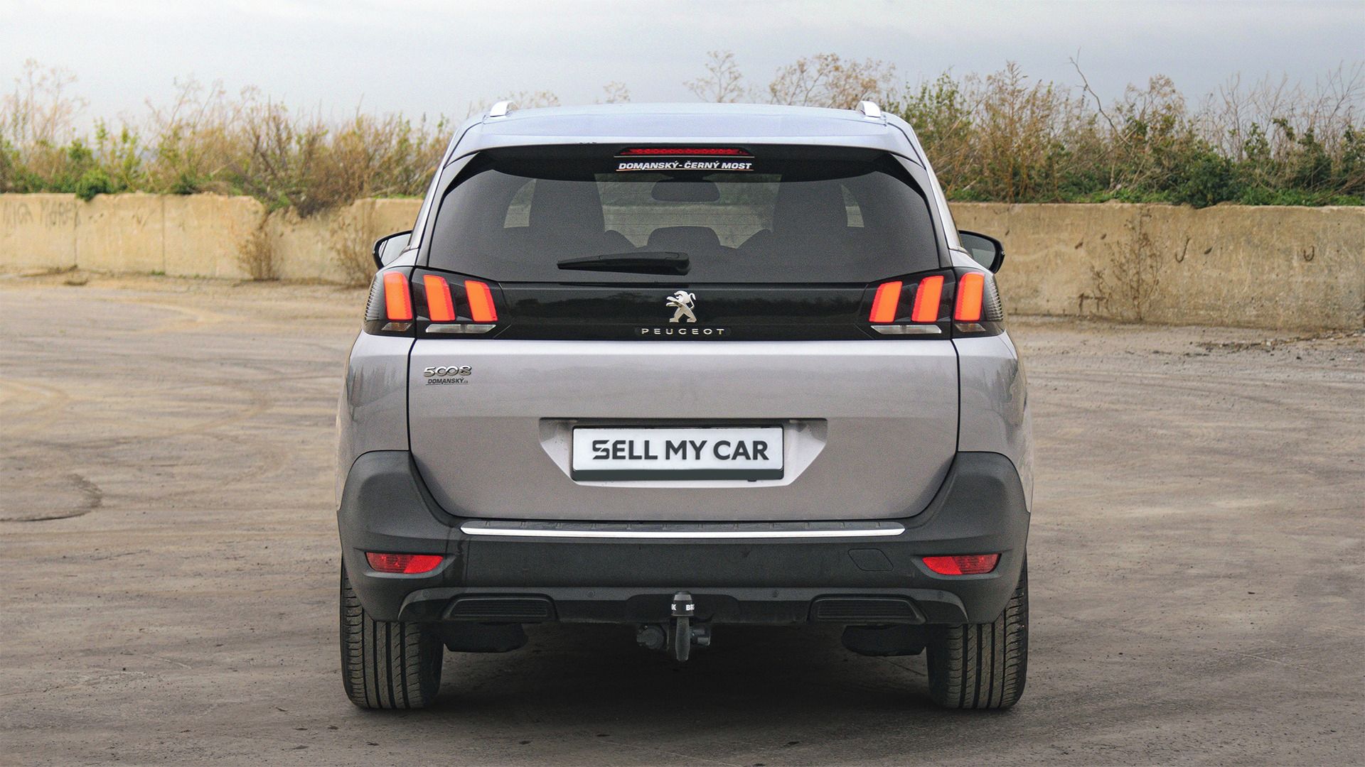 Peugeot 5008, 1,5/96kW ČR 7.Míst Pano Tažné - fotka 6