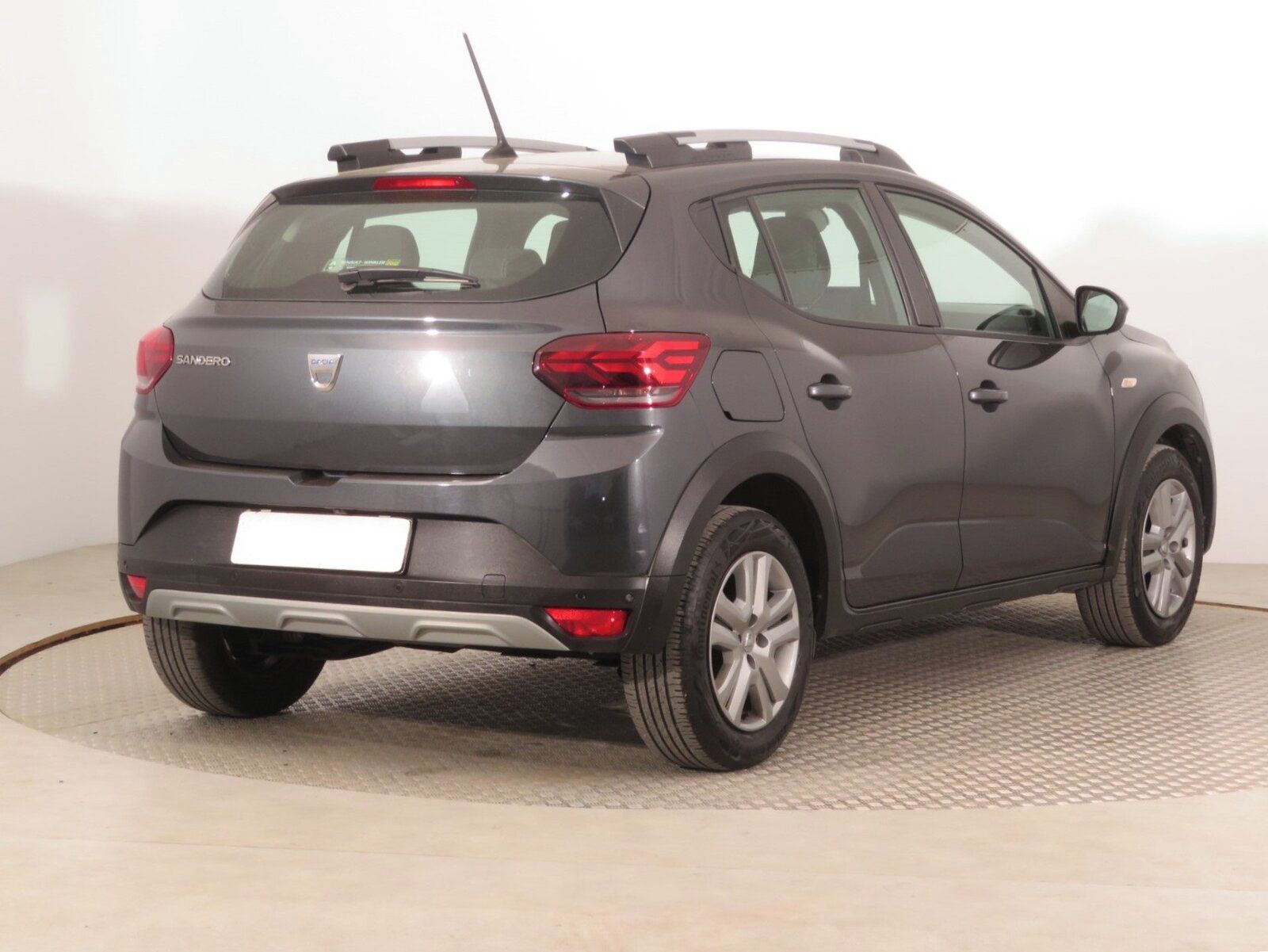 Dacia Sandero, 1.0 TCe, Stepway Expression - fotka 5