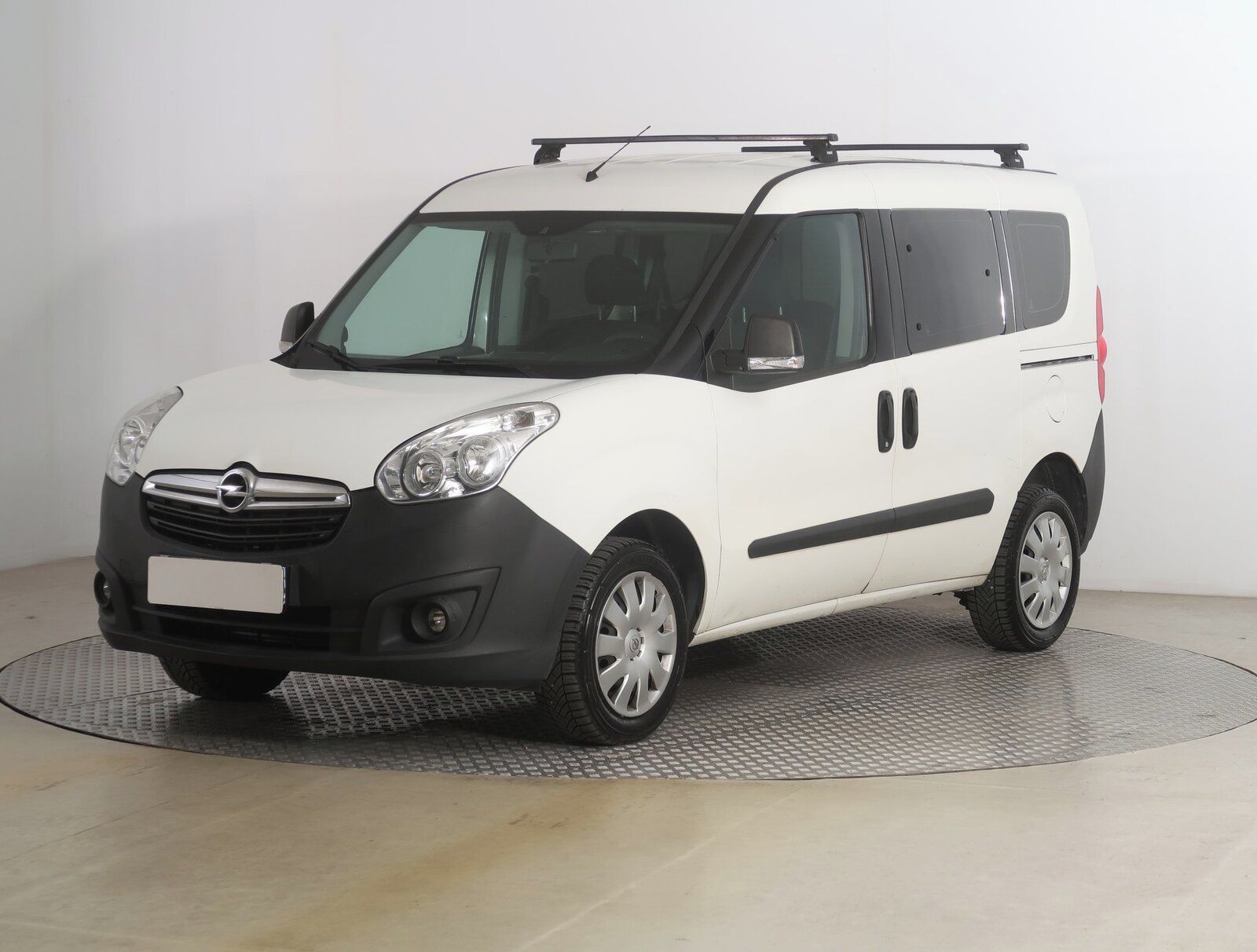Opel Combo, 1.4 16V, 5Míst, ČR, 1Maj, DPH - fotka 2