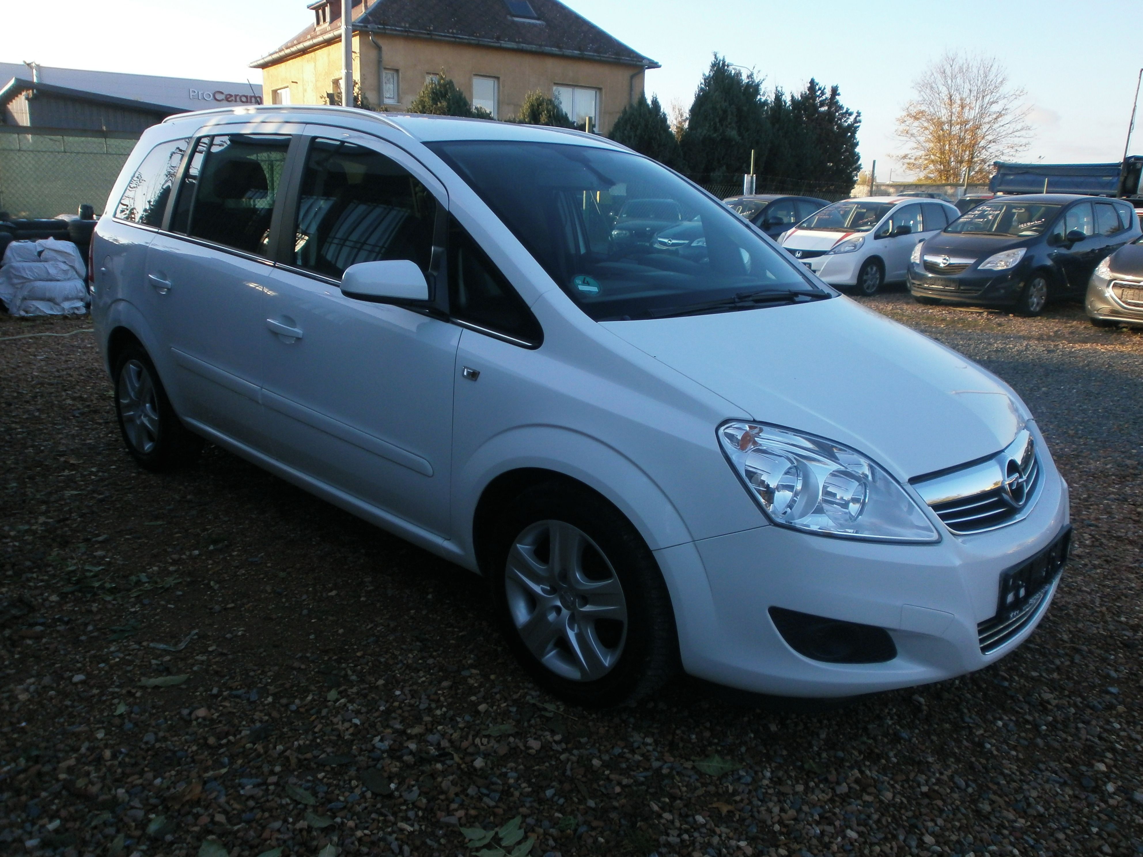 Opel Zafira, 1.8i16v-Servisní kniha,klima! - fotka 4