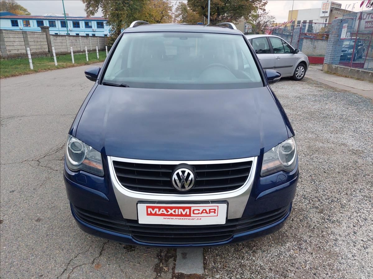 Volkswagen Touran, 1,9 TDi DSG  TOPSTAV  bez koro - fotka 2
