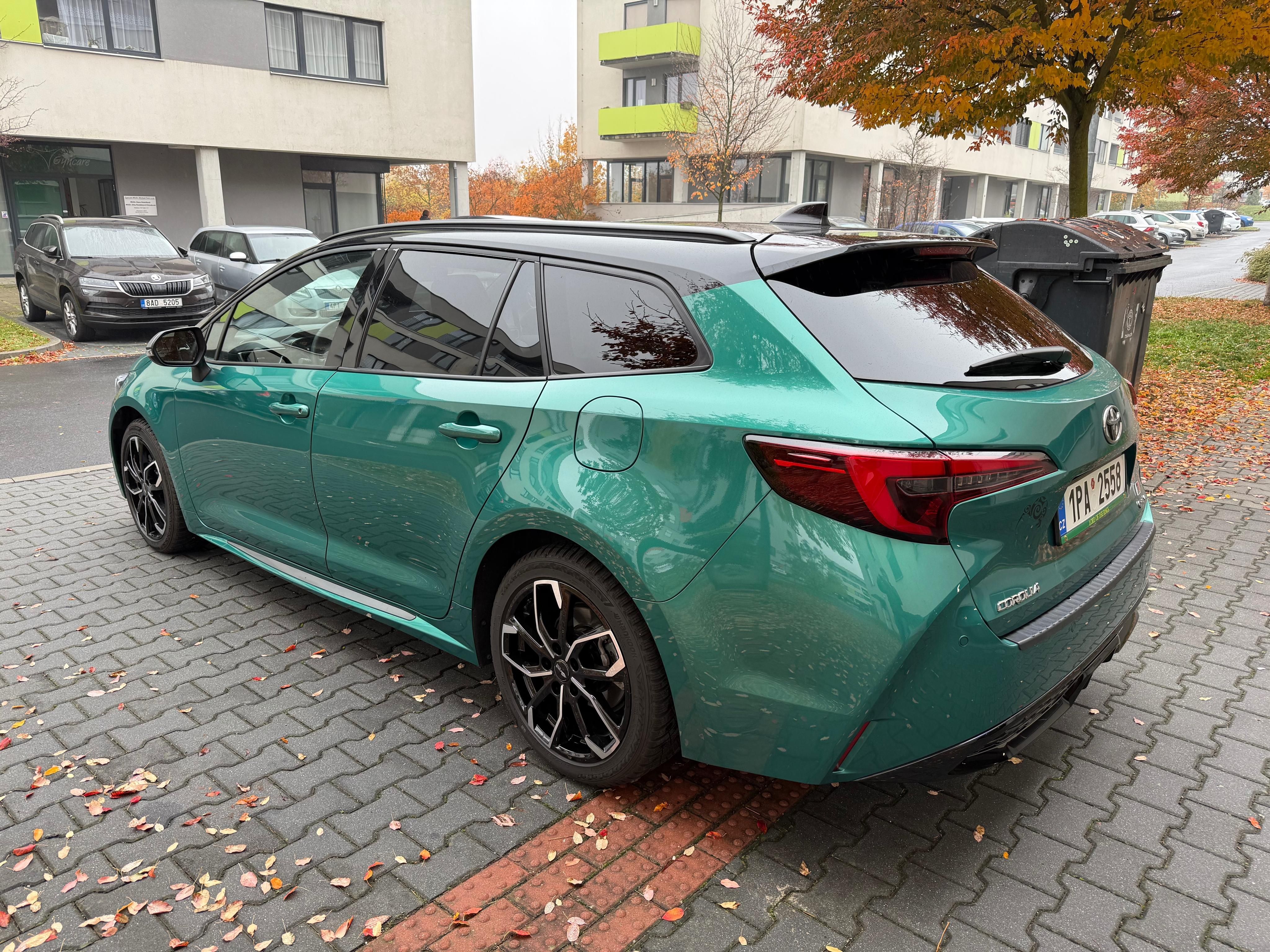 Toyota Corolla, TS GR SPORT 2.0 - fotka 2