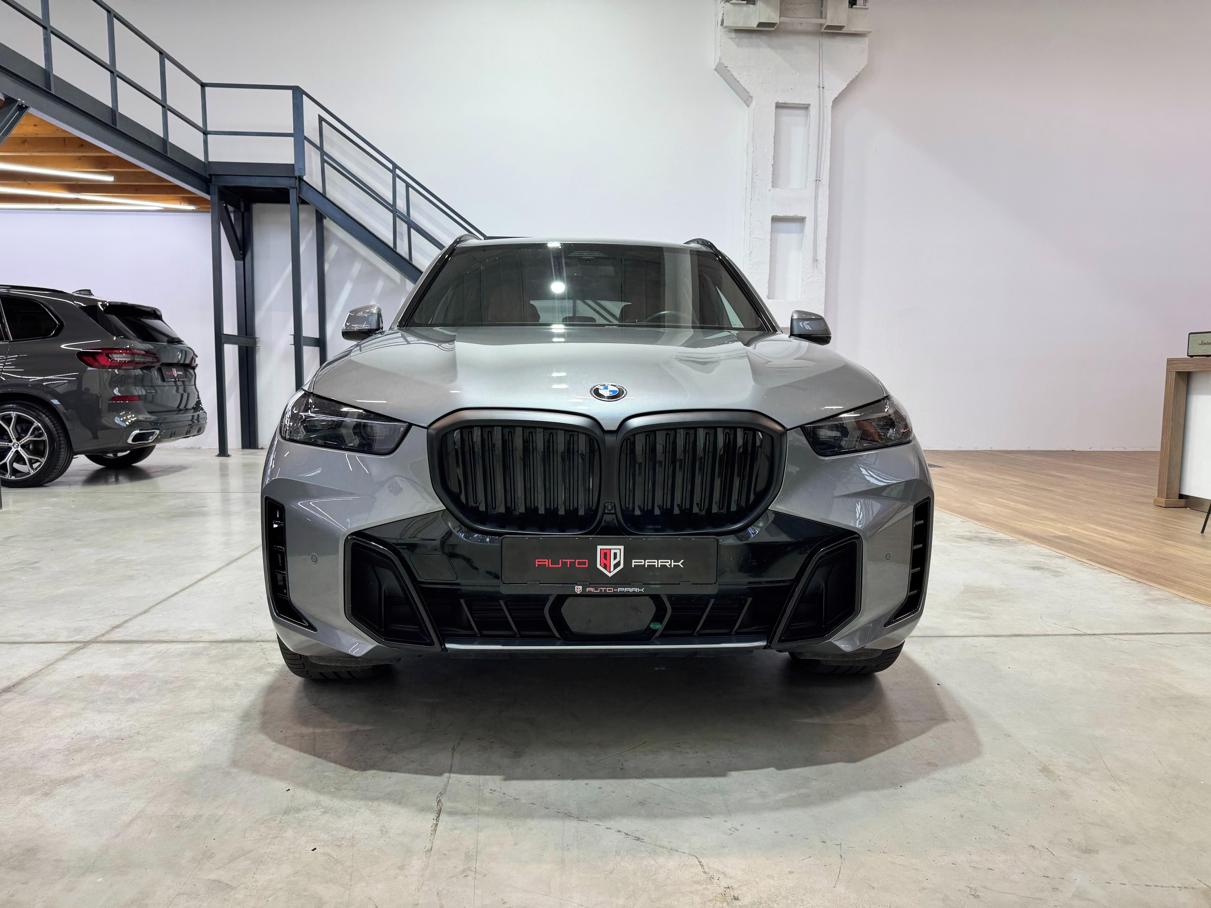 BMW X5, BMW X5 xDrive 30d mHEV A/T - fotka 2