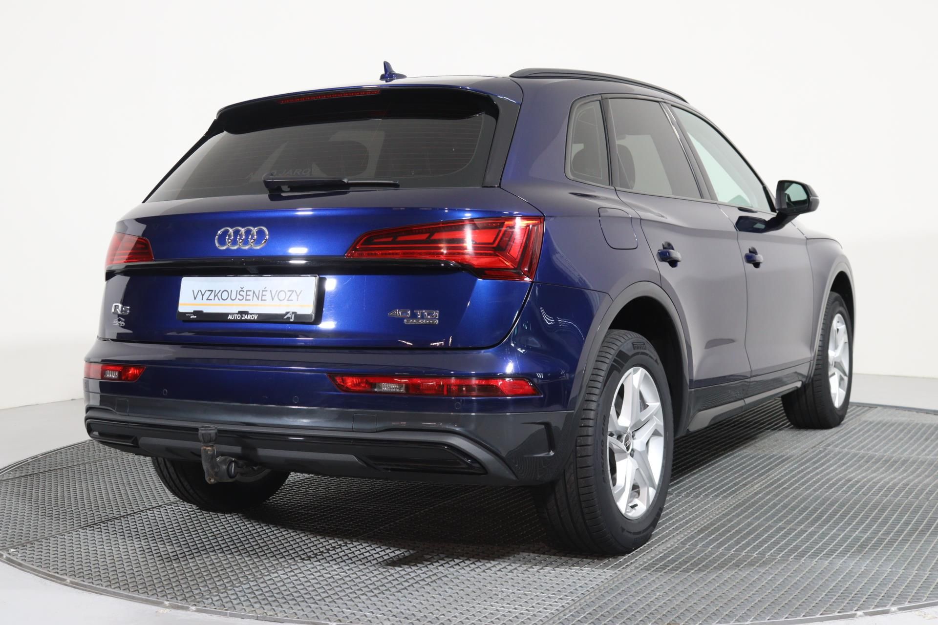 Audi Q5, Advanced 40 TDI quattro Stroni - fotka 3