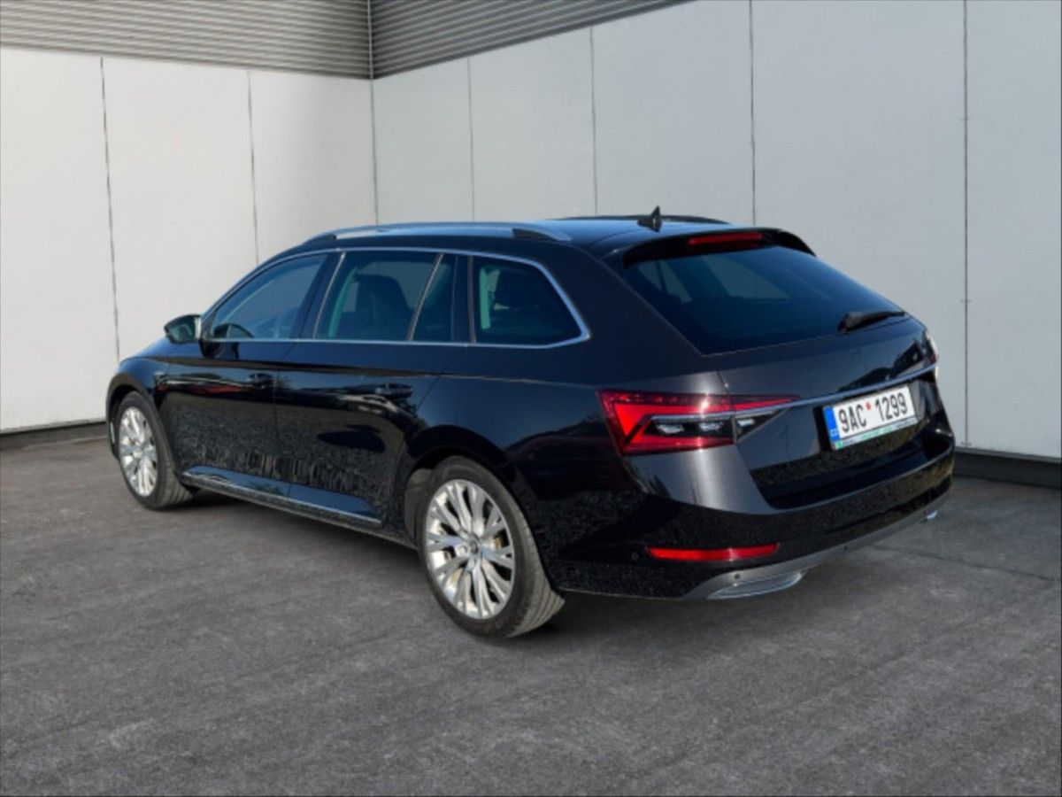 Škoda Superb, 2,0 TDI 110 L&K - fotka 2