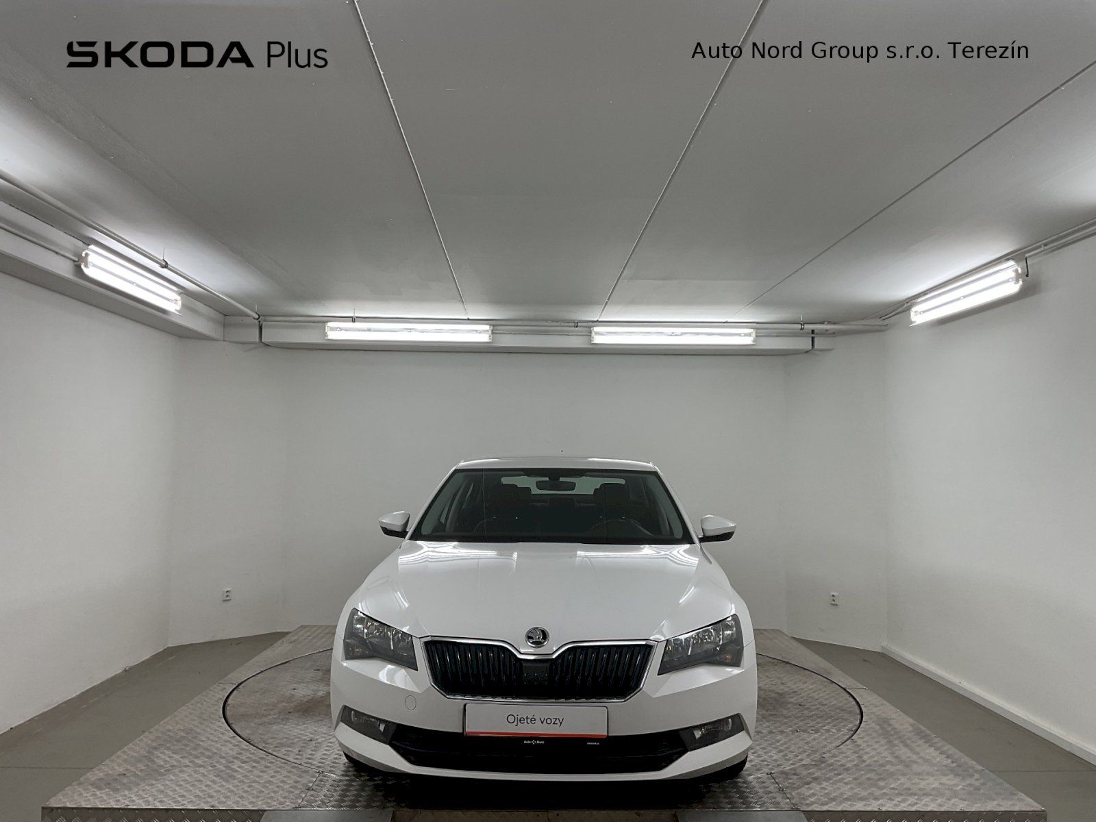 Škoda Superb, Active 2,0TDI 110kW man - fotka 4