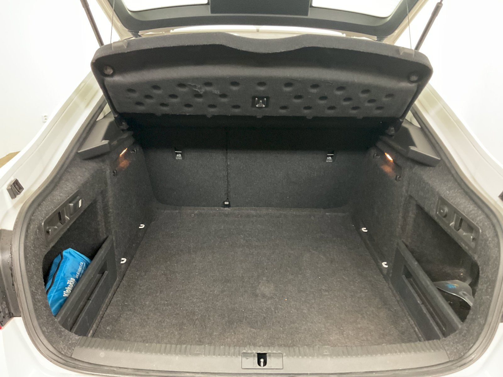 Škoda Superb, Active 2,0TDI 110kW man - fotka 6