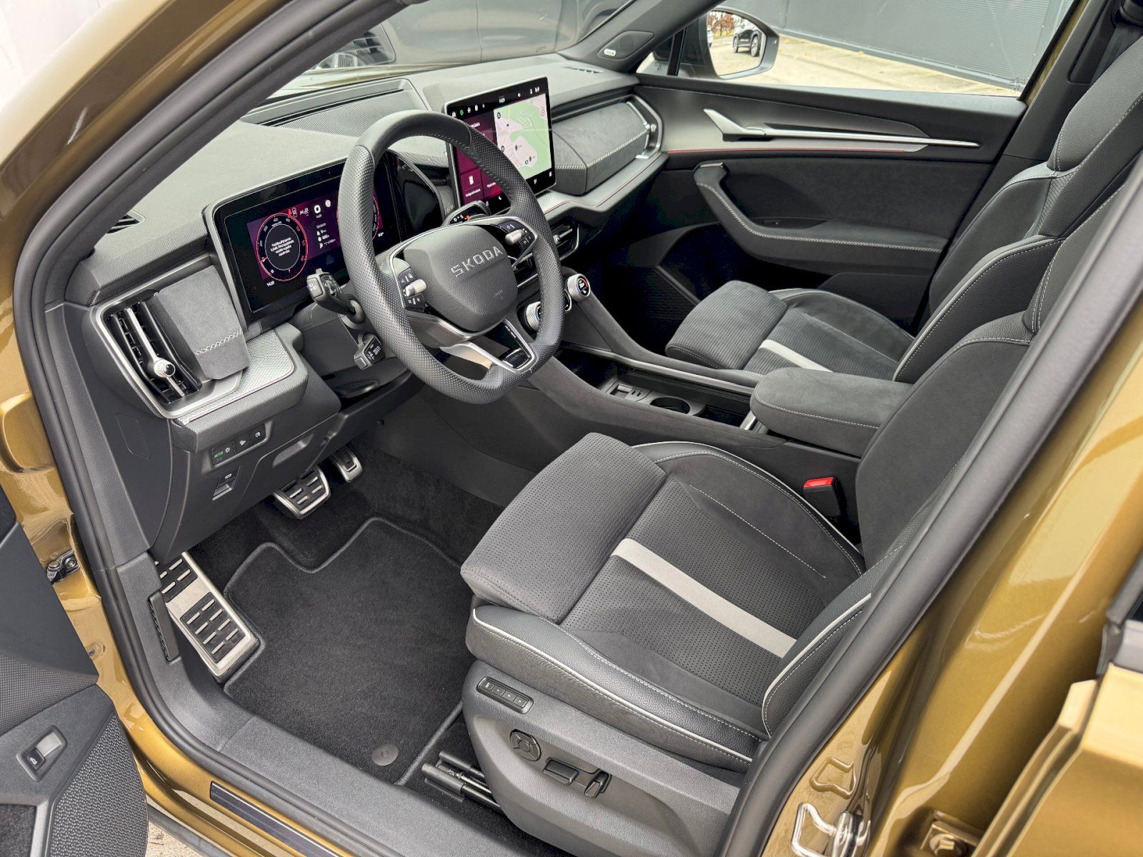 Škoda Kodiaq, DSG 2.0 TDI 142 kW 4x4 Sportli - fotka 6