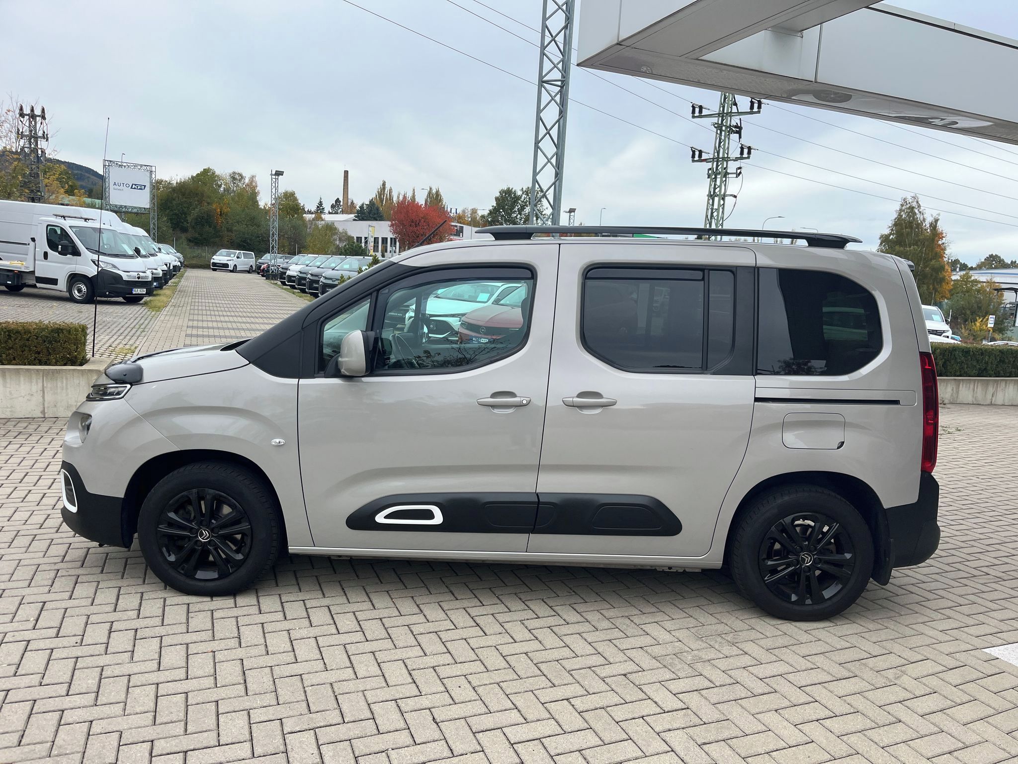 Citroën Berlingo, 1.5 BlueHDi 130k Feel Pack TZ - fotka 3