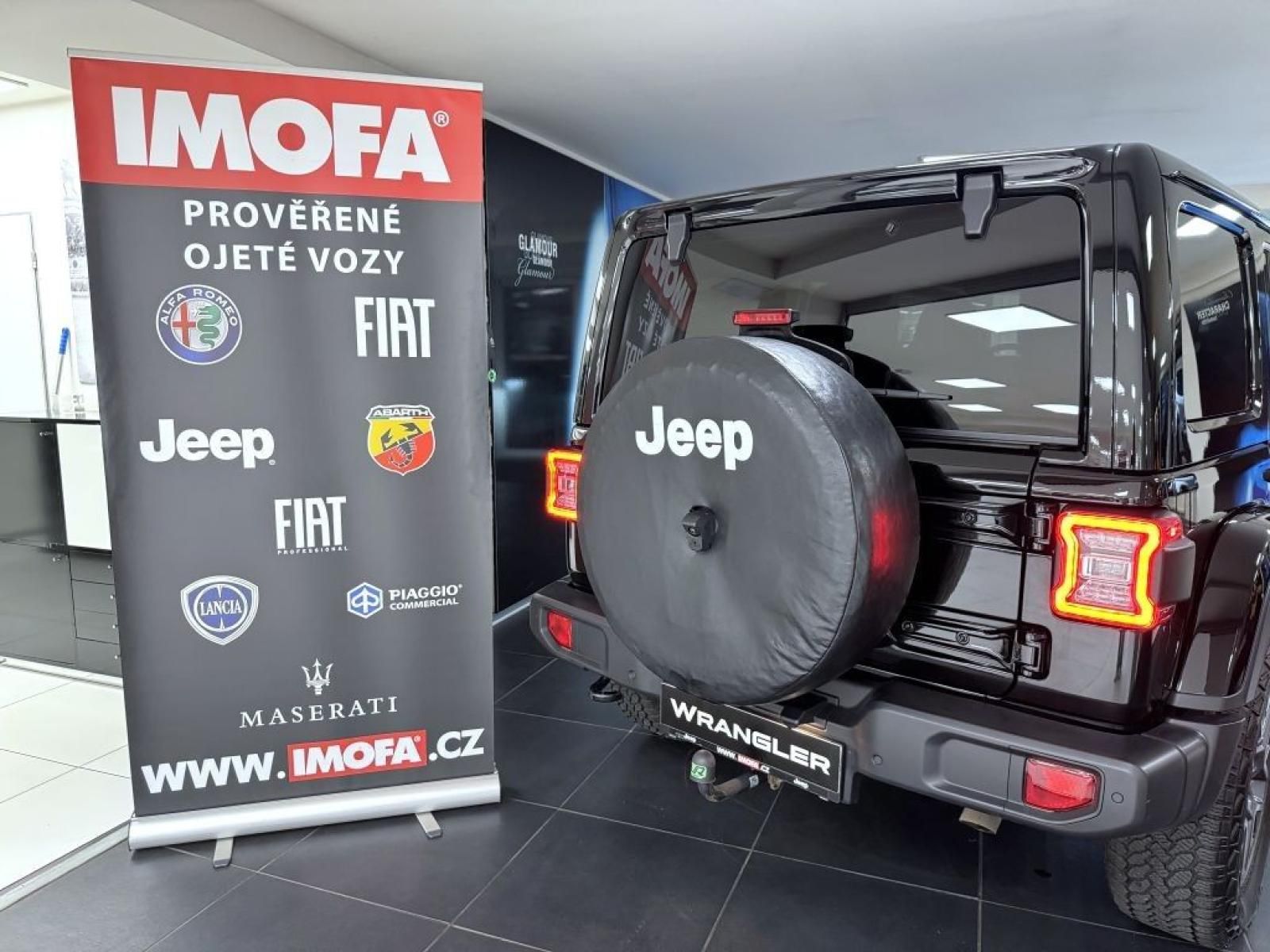 Jeep Wrangler, Unlimited 2.0T 272k AT8 Sahara - fotka 5