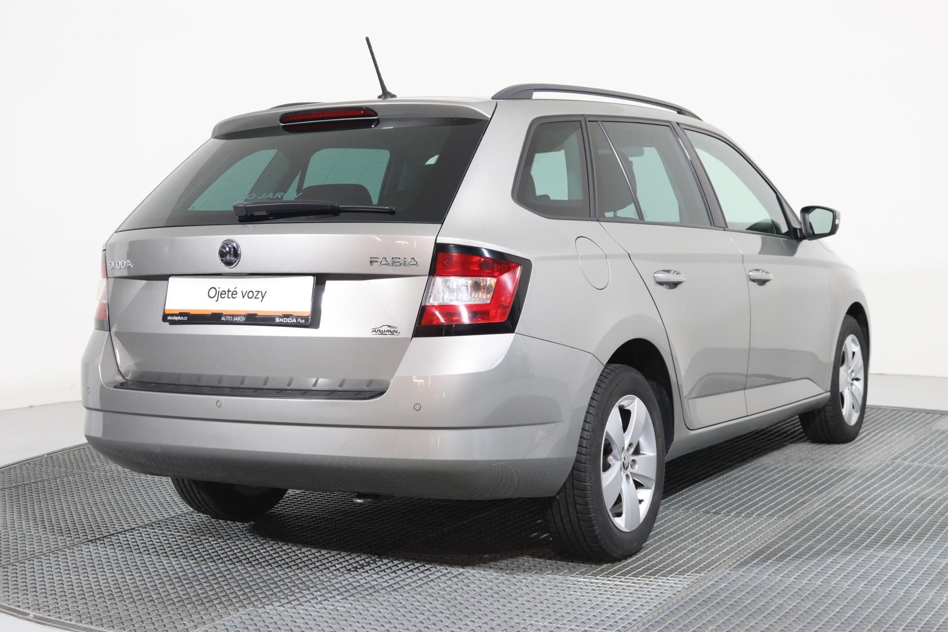 Škoda Fabia, COMBI STYLE 1,2TSI 81kW DSG - fotka 2