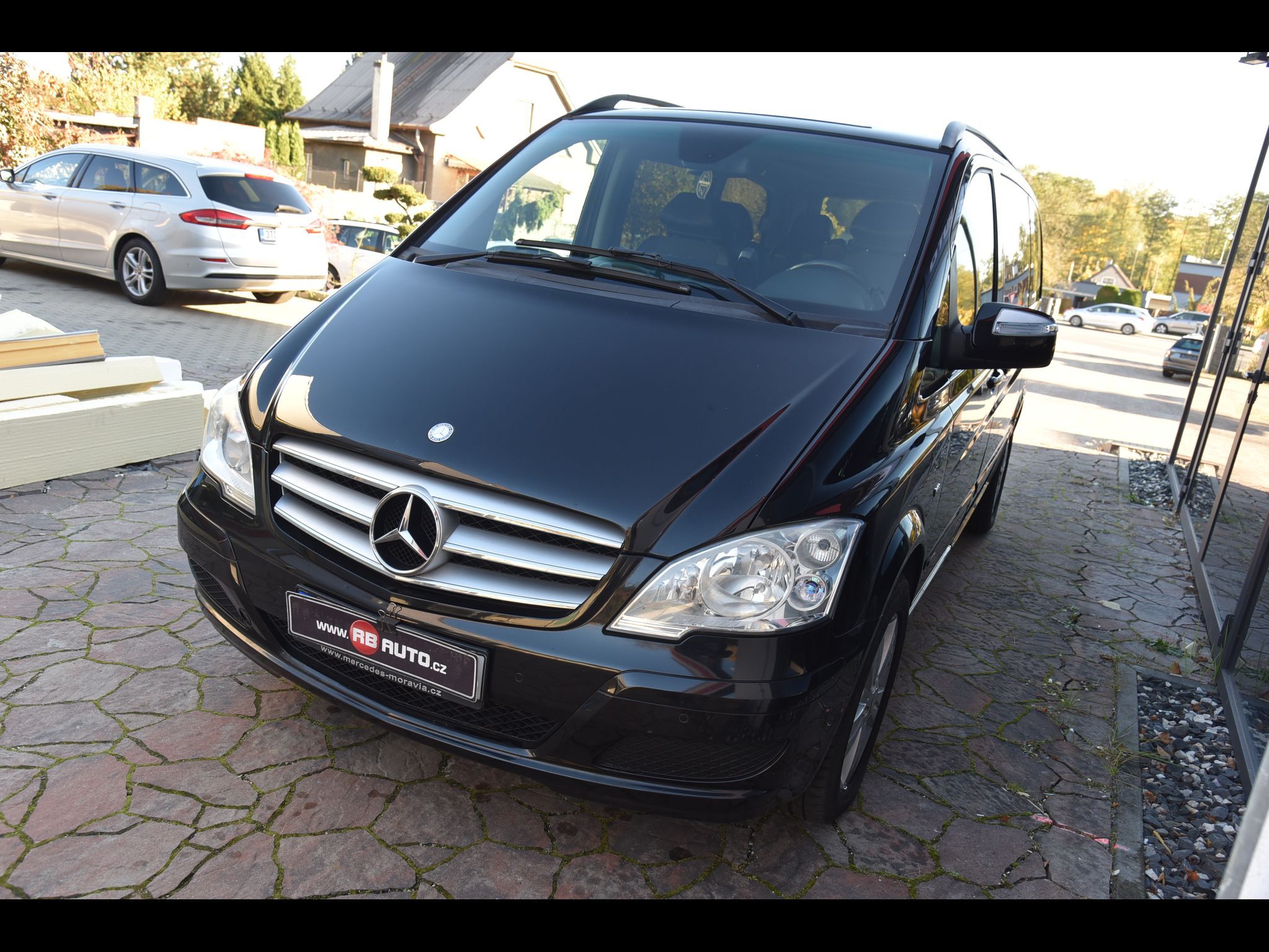 Mercedes-Benz Viano, 3.0 CDi V6 165 kw 8-míst - fotka 6