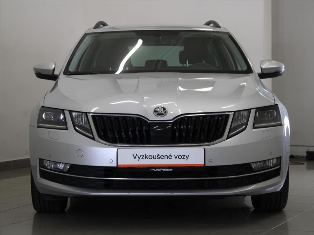 Škoda Octavia, 1,5 TSi 110kW DSG Style 1.maj. - fotka 2