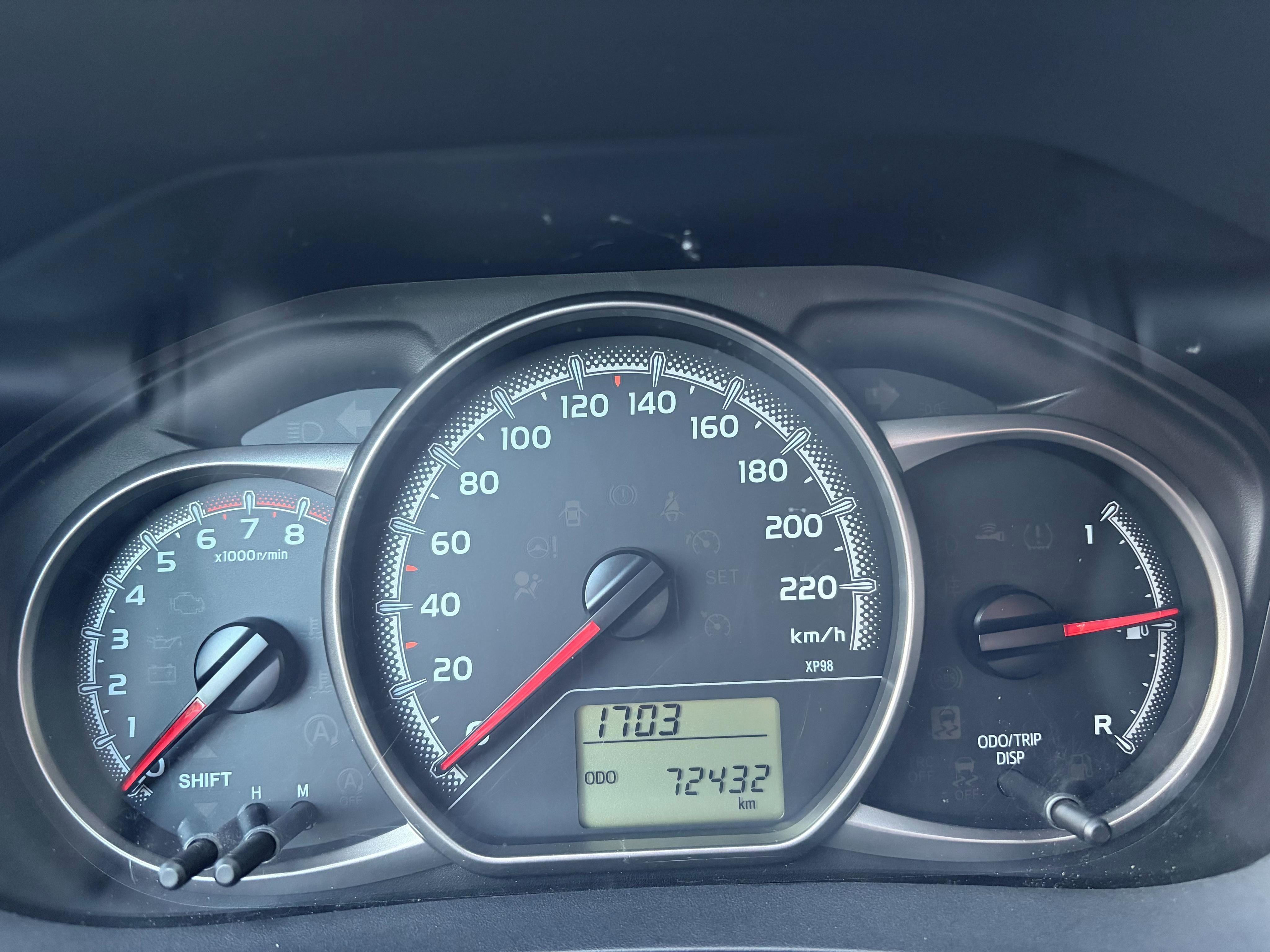 Toyota Yaris, Toyota Yaris 1.0 VVT-i 51 kW
