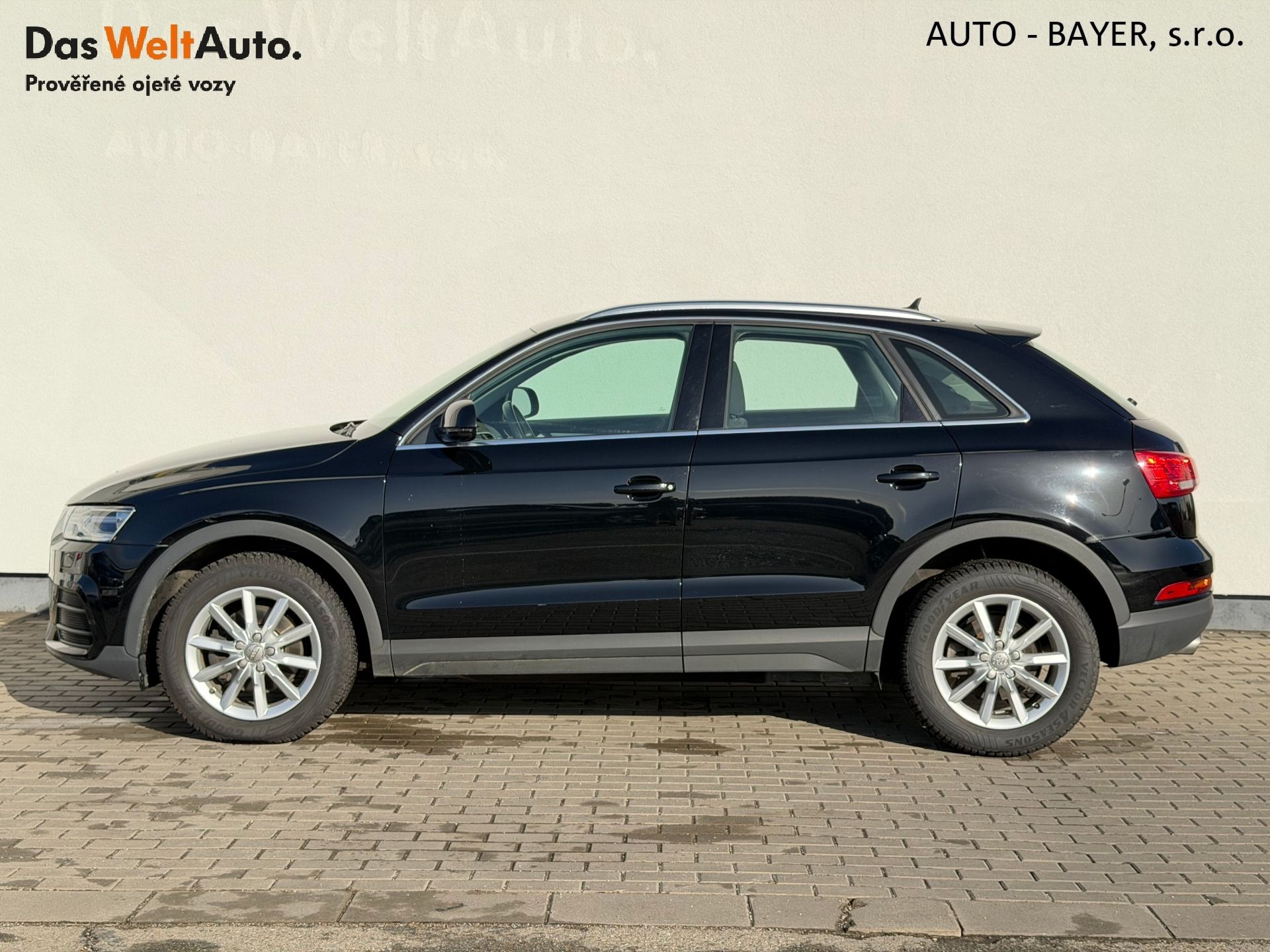 Audi Q3, 1.4TFSi 110kW SERVISKA - fotka 3