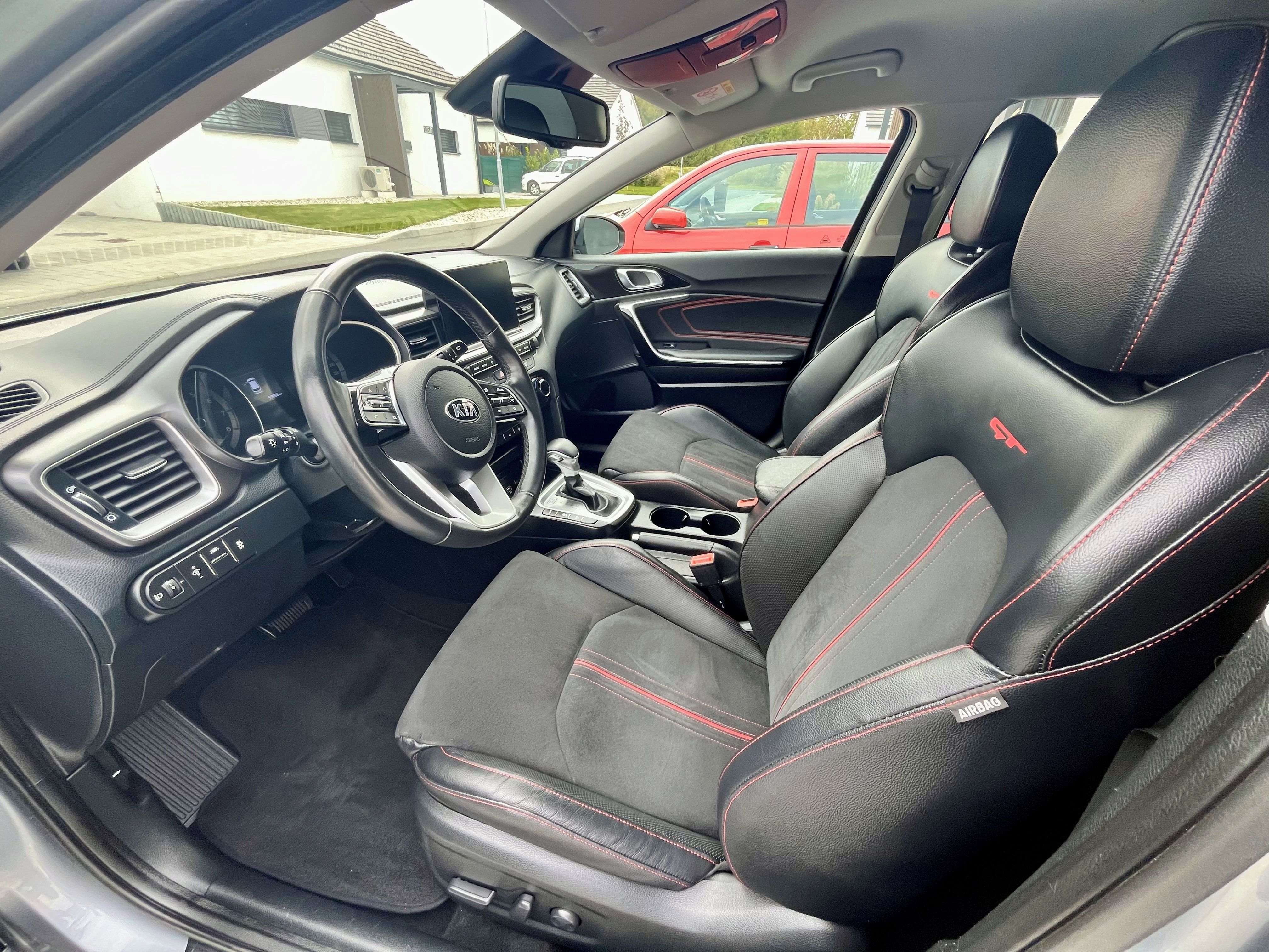 Kia Cee´d, 1.4T-GDI AT Exclusive GT seats - fotka 5