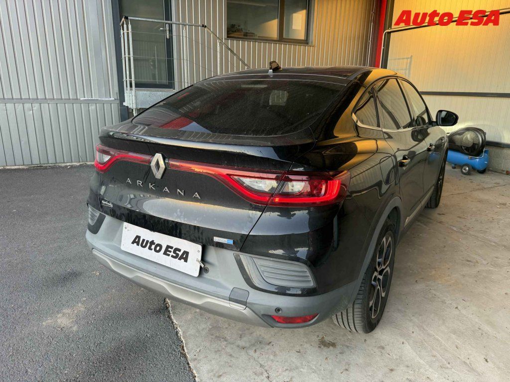 Renault Arkana, 1.6 E-TECH - fotka 2