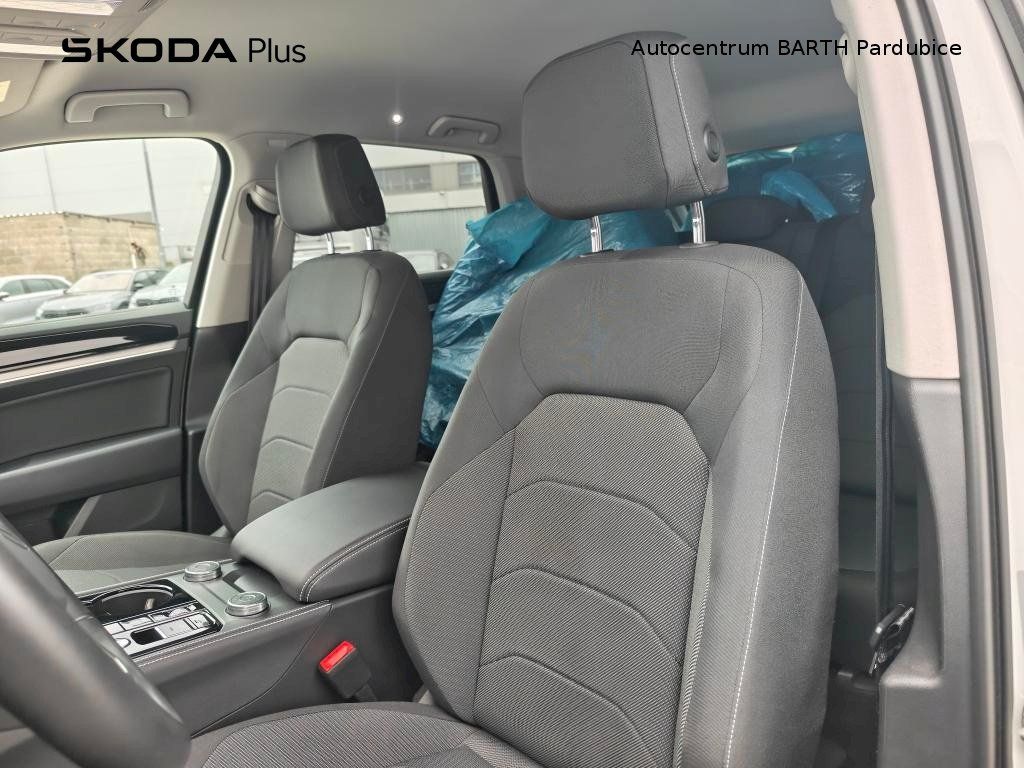 Volkswagen Touareg, V6 / 3,0 TDI / 170 kW / 8TT / - fotka 6