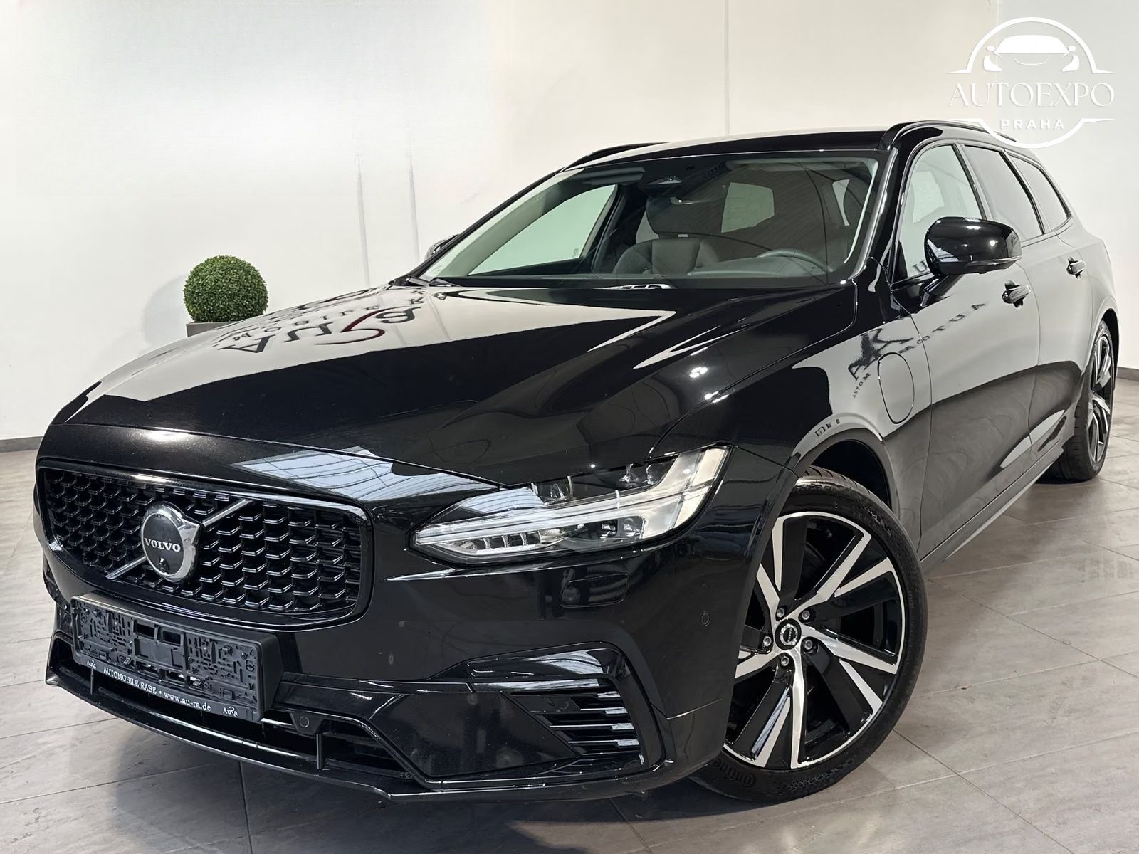 Volvo V90, T6 Recharge*AWD*TAŽNÉ