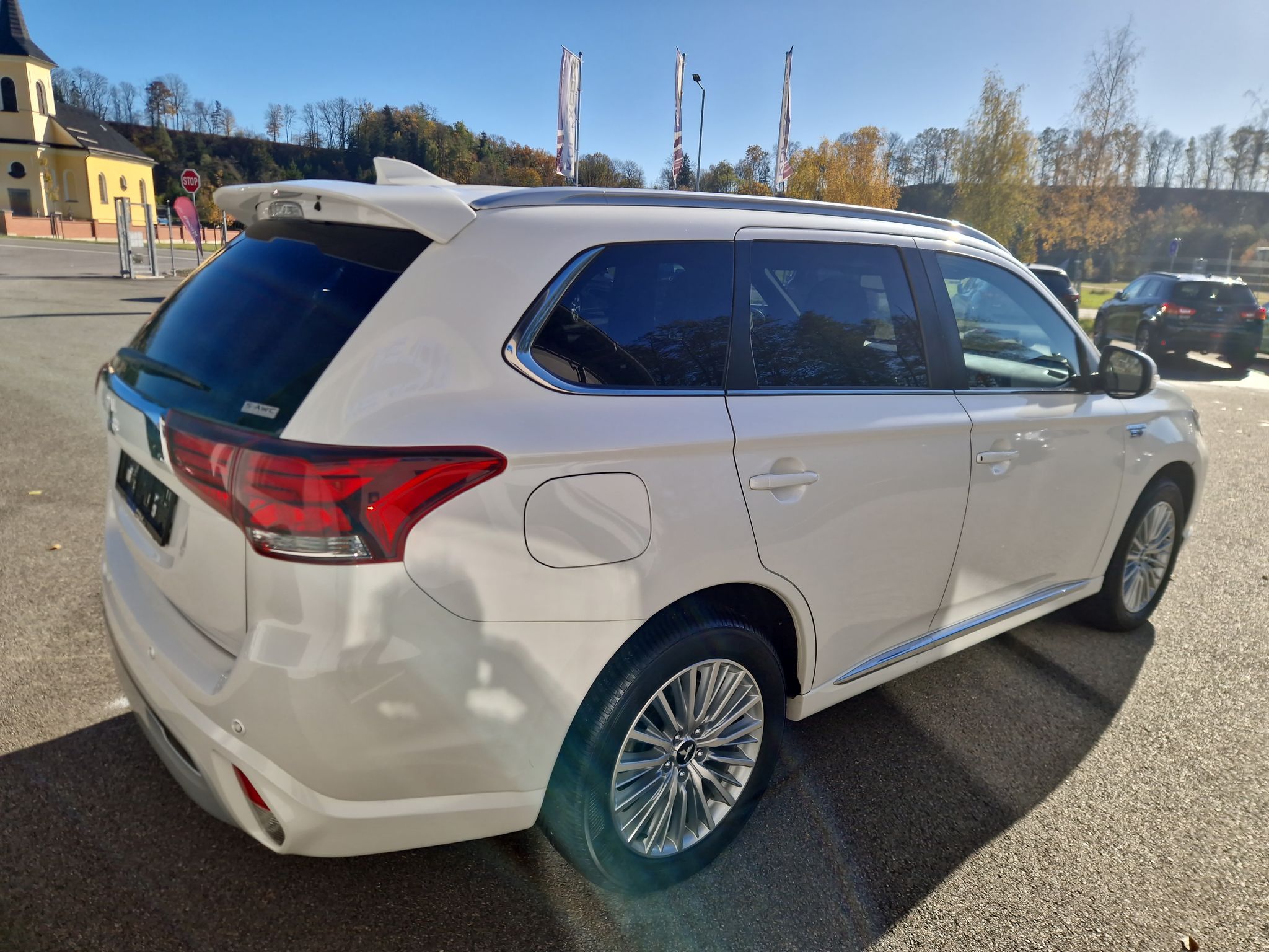 Mitsubishi Outlander, 2.4 PHEV 4x4 - fotka 5