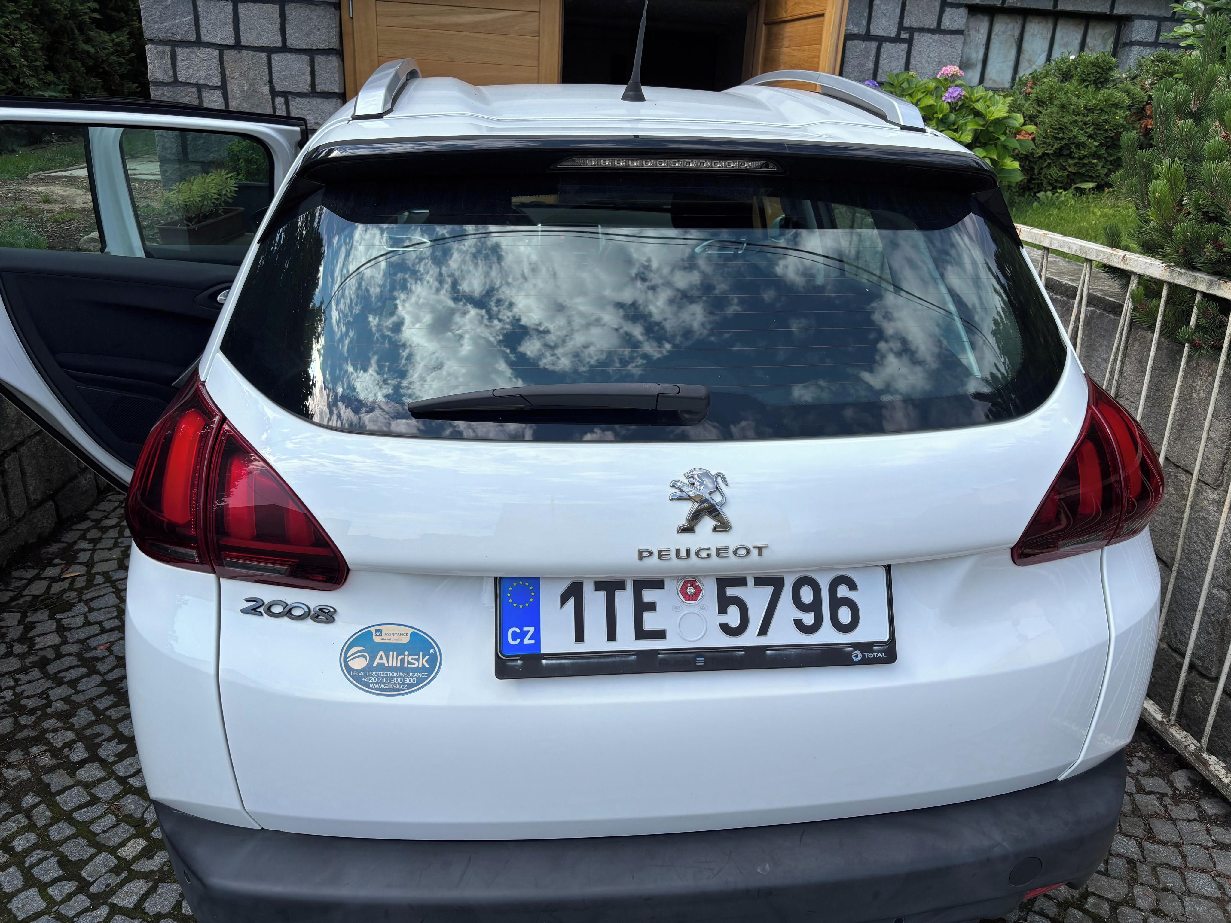 Peugeot 2008, Peugeot 2008 ACTIVE 1,6 BlueHD - fotka 6