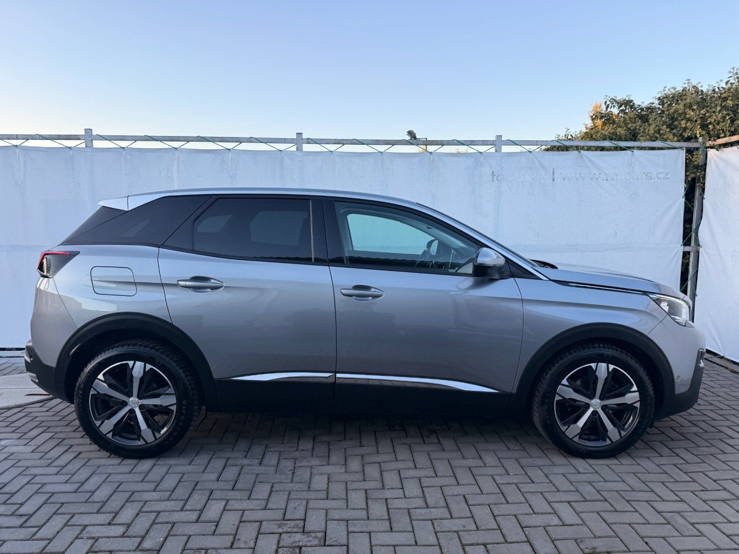 Peugeot 3008, 1.2i 96kW*AUTOMAT*ČR*2.Maj* - fotka 6